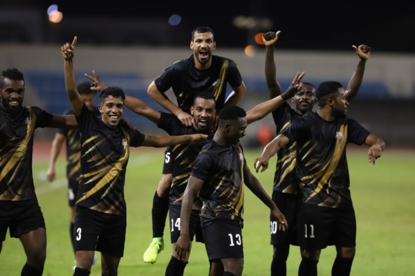 كأس "ناصر12" يتأرجح بين غنرز يونايتد أو تتويج أول لـ"ويننغ"