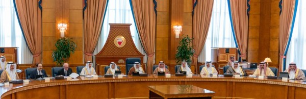 مجلس الوزراء برئاسة ولي العهد يستنكر تراجع قطر عما تم الاتفاق عليه بالقمتين الخليجية والعربية