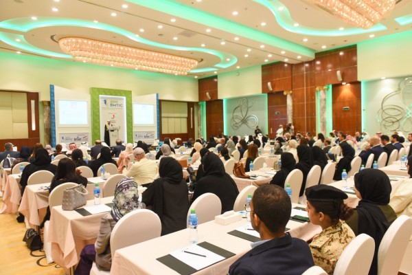 محمد بن عبدالله: 400 مليون دينار ميزانية برنامج الضمان الصحي