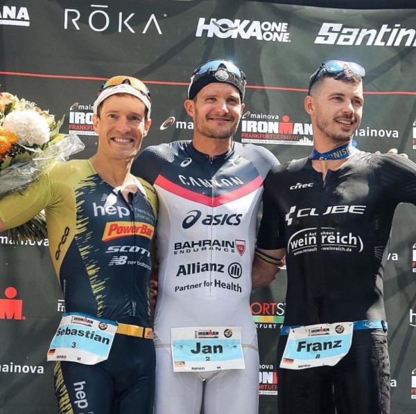 ناصر بن حمد يشيد بانتصار فردينيو بلقب فرانكفورت للرجل الحديدي