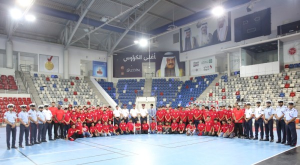 طلبة المعسكر الصيفي يزورون الحرس الوطني وغرفة التجارة