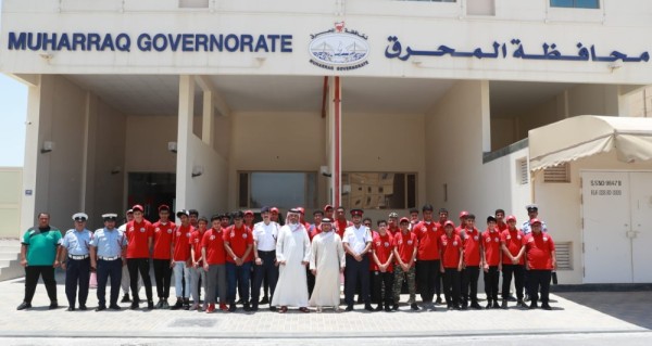 طلبة "المعسكر الصيفي" يزورون سلاح البحرية الملكي ومحافظة المحرق ويشاركون بورش عمل
