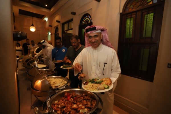 "الأبراج" يحتفي بفريقه بطل كبار الهملة الكروية