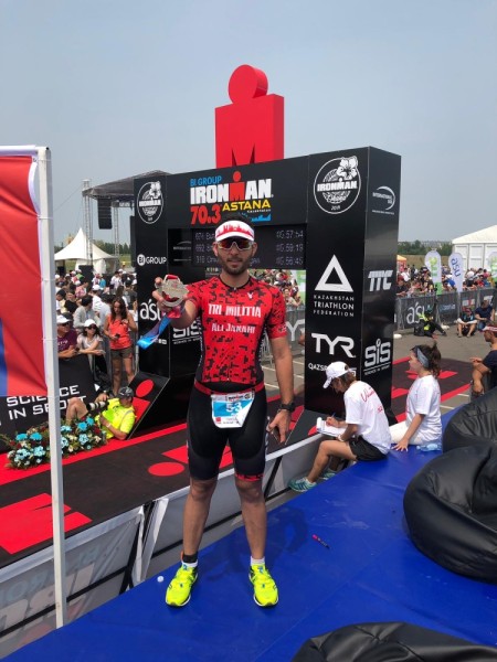 جناحي يتمكن من إنهاء سباق أستانا للرجل الحديدي بزمن مثالي 5:08 ساعة