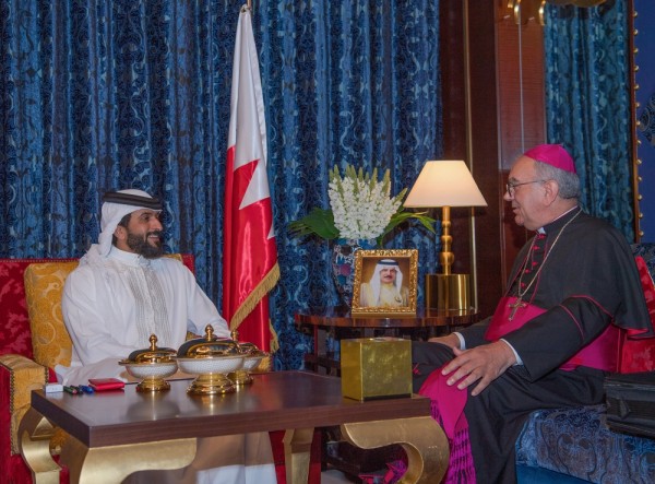 ناصر بن حمد: البحرين نموذج ناجح للتعايش منذ عصور طويلة