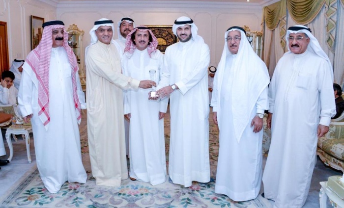 عائلة "الحواج" تنظم حفل تكريم لسفير الكويت لانتهاء فترة عمله