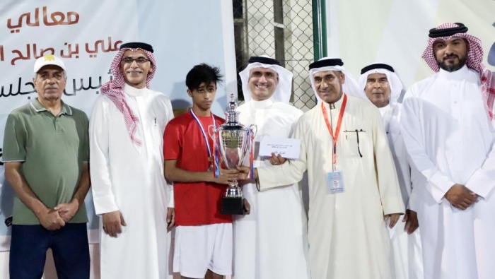 اختتام بطولة "الشورى والنواب" لكرة القدم للناشئين