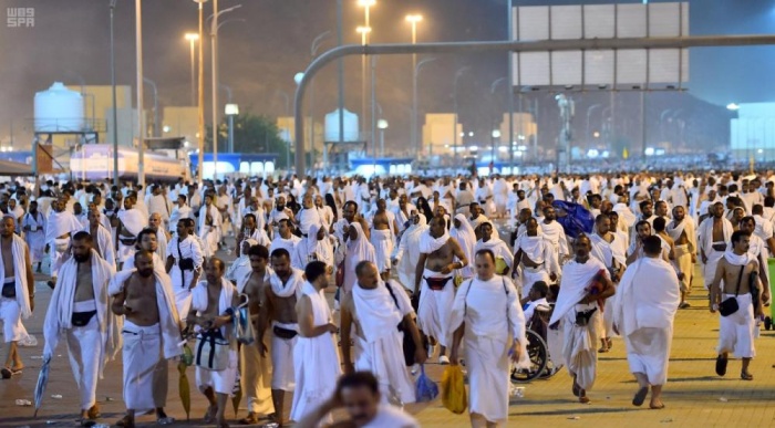 حجاج بيت الله الحرام يستقرّون في مشعر مزدلفة مساء السبت