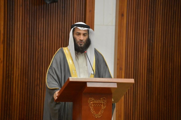 "الأصالة" تفتح شهيتها لأكبر تمثيل بهيئة المكتب في تاريخها

حطّاب لـ"المرافق" والأنصاري لـ"الخدمات" لمزاملة زايد