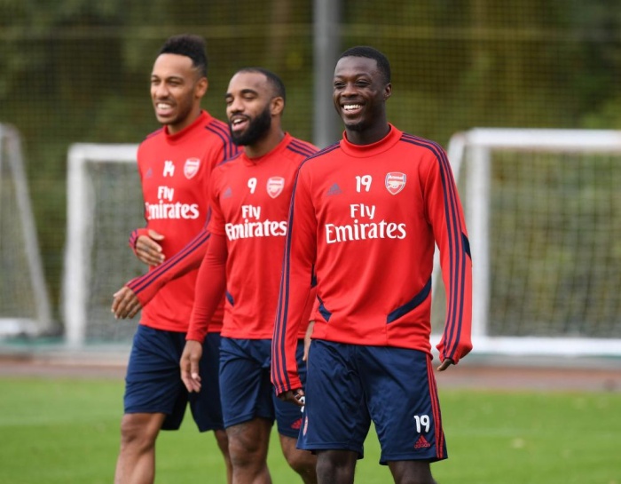 "سانليهي" يرمم آرسنال بـ6 صفقات بـ45 مليون جنيه إسترلييني فقط!
العقل المفكر الجديد للجنرز يعتبر حجر أساس للعودة إلى منصات التتويج الكبرى