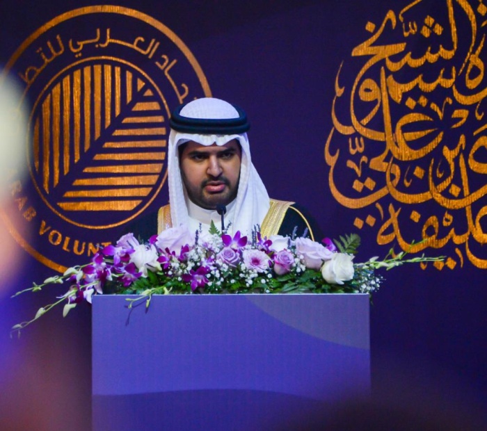 علي بن خليفة يحضر الحفل الختامي لجائزة عيسى بن علي للعمل التطوعي