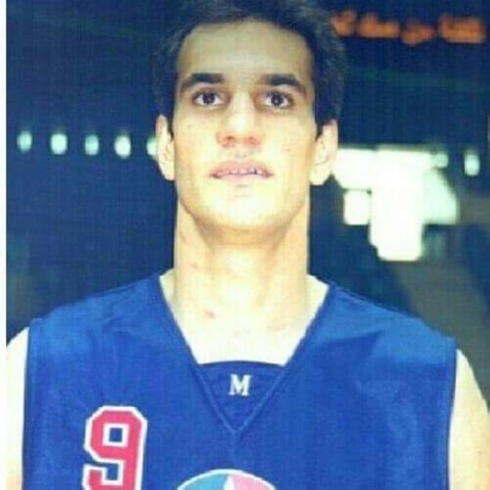 الجمهور البحريني يودع نجم النجوم "شهرام" في حفل الاعتزال