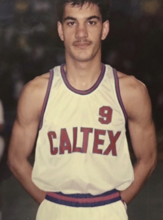 الجمهور البحريني يودع نجم النجوم "شهرام" في حفل الاعتزال