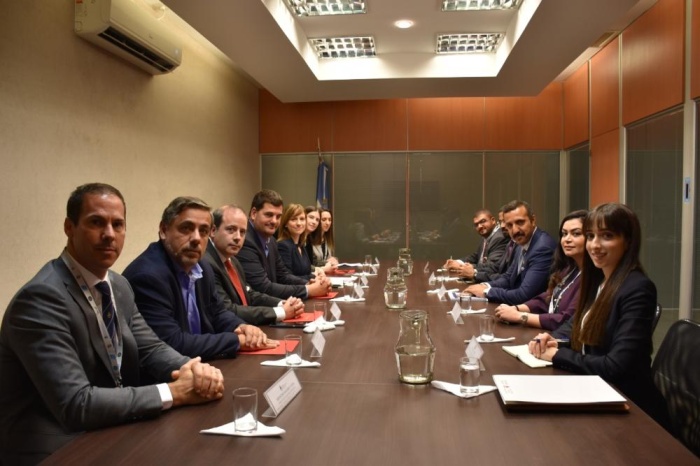 وزير دفاع الأرجنتين: البحرين دولة مسؤولة ومؤثرة إقليمياً ودولياً