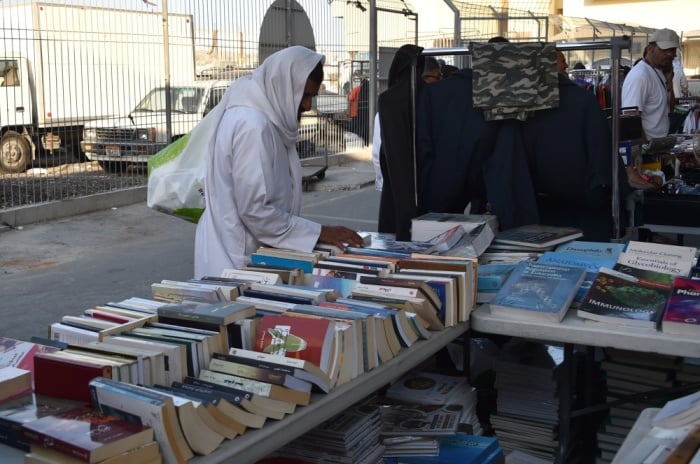 بيع 1800 كتاب في معرض الكتاب الشعبي في أول يومين