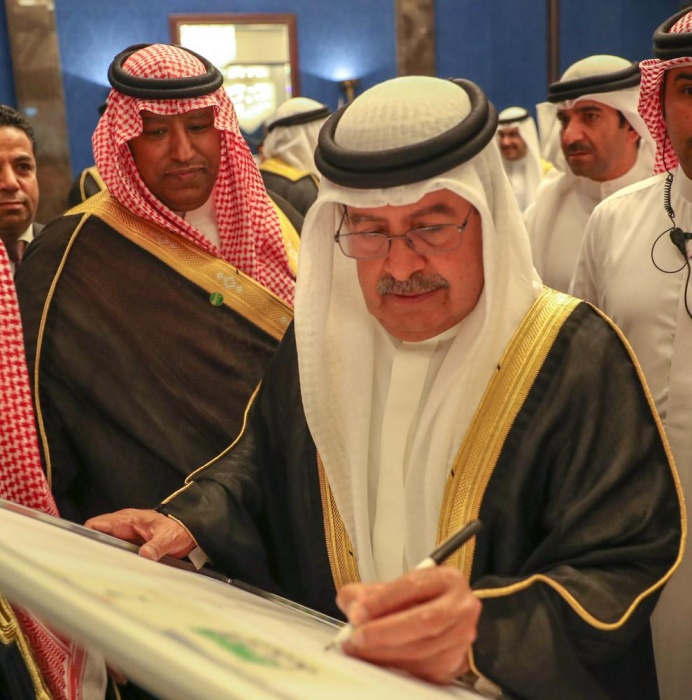 رئيس الوزراء ينيب علي بن خليفة لحضور حفل السفارة السعودية