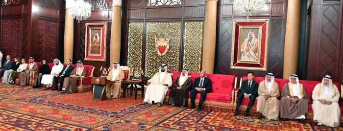 الملك: إشراك الشباب في الشأن الوطني رهان رابح