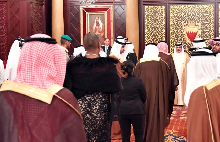 الملك: إشراك الشباب في الشأن الوطني رهان رابح