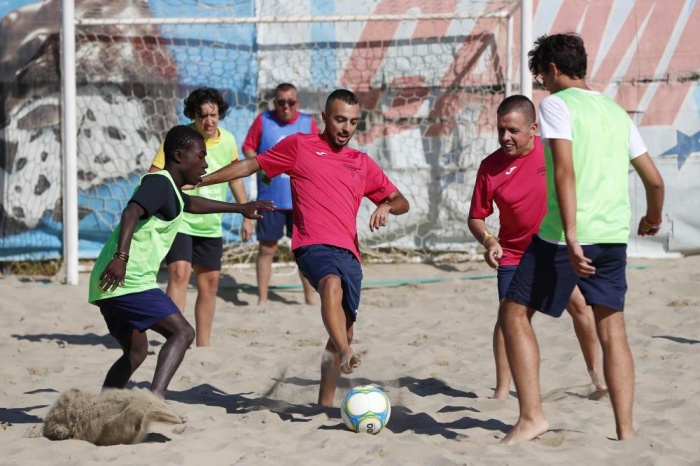 بمشاركة البحرين.. القاهرة تحتضن دورتي القدم والطائرة الشاطئيتين