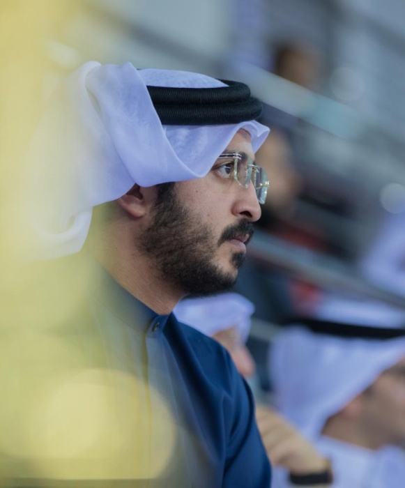 خالد بن حمد يتوّج أصحاب المراكز الأولى بختام منافسات دوري سموه لكرة القدم الصالات