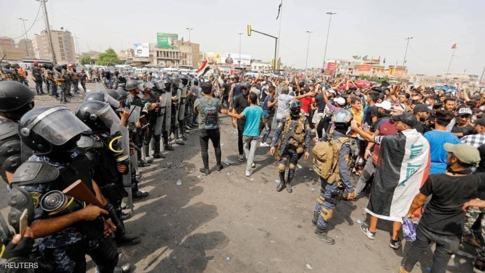 احتجاجات حاشدة ضد الأوضاع الاقتصادية بالعراق.. وهتافات مناوئة لإيران