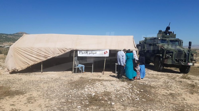 إقبال ضعيف على التصويت في الانتخابات التشريعية التونسية