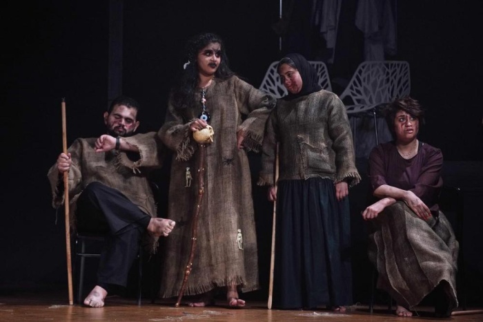 "مسرحنا الذي" لنادي الحالة يلقى تفاعلاً كبيراً بمهرجان خالد بن حمد للمسرح الشبابي