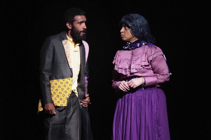 اختتام العروض المسرحية لمهرجان جائزة خالد بن حمد للمسرح الشبابي