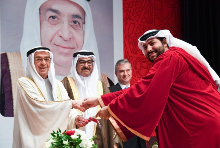 محمد بن مبارك يرعى حفل تخريج الفوج السادس لكلية "بوليتكنك البحرين"