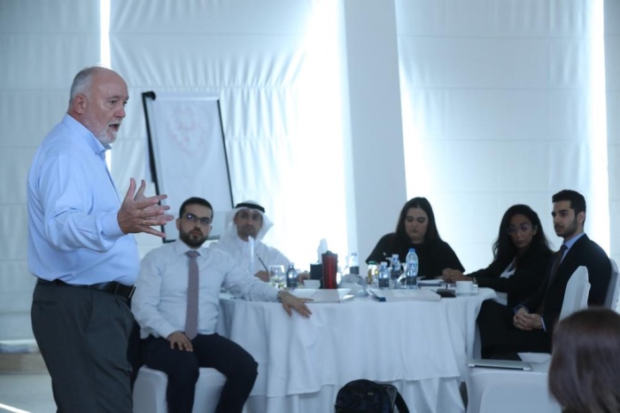 "البحرين الوطني" يطلق برنامجاً لتطوير القدرات القيادية لموظفيه