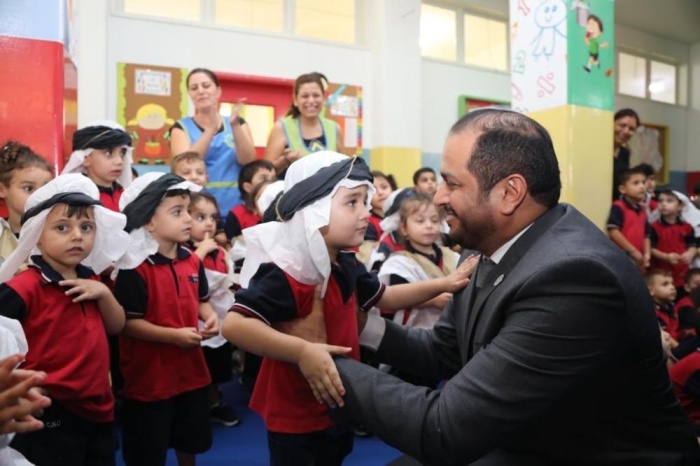 سفير أبوظبي بلبنان: الإمارات تنشر التسامح وتستثمر في المستقبل بعيداً عن الجهل