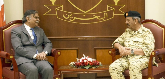 القائد العام يستقبل سفير جمهورية الهند