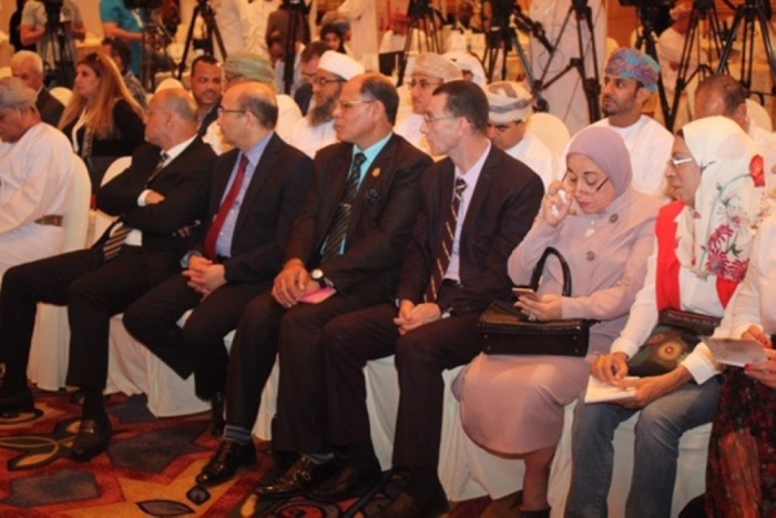 نجاح العرس الديمقراطي العماني.. و20% ارتفاع الناخبين