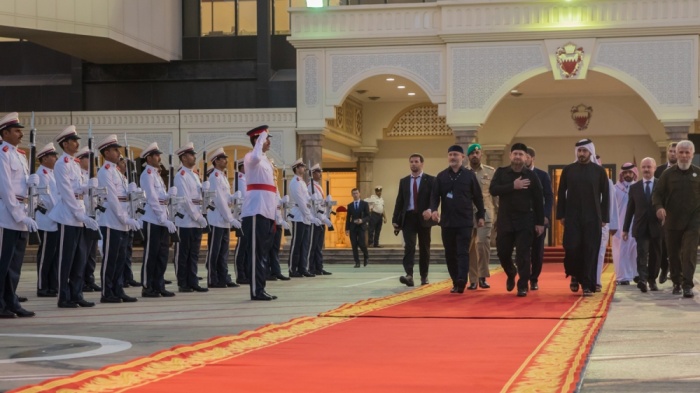 خالد بن حمد : علاقات التعاون بين البحرين والشيشان تشهد تطوراً مستمراً