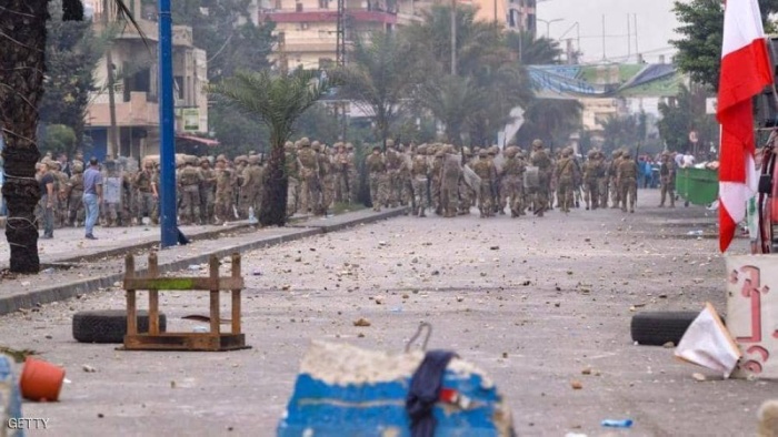 الجيش اللبناني: حان وقت فتح جميع الطرق المقفلة بالبلاد