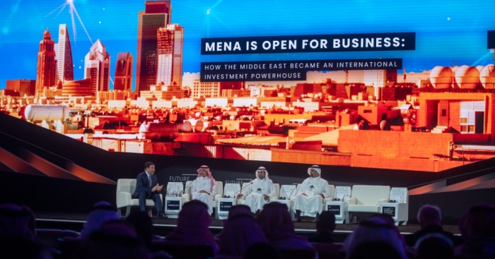 وزير المالية من الرياض: مبادرات تنويع الاقتصاد قادت "غير النفطي" للنمو 7% سنوياً