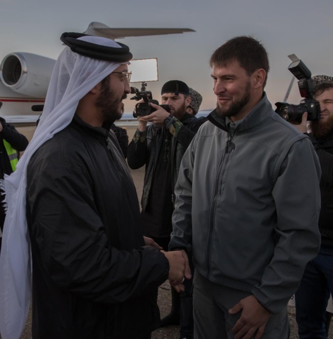 خالد بن حمد: علاقات مميزة تربطنا مع الشيشان على مختلف الأصعدة