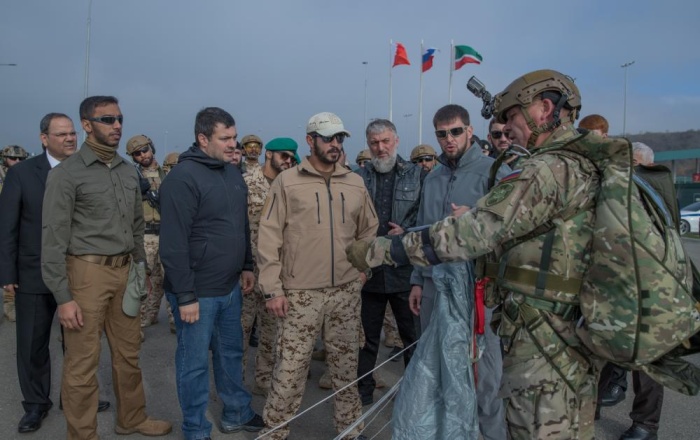 خالد بن حمد: علاقات مميزة تربطنا مع الشيشان على مختلف الأصعدة