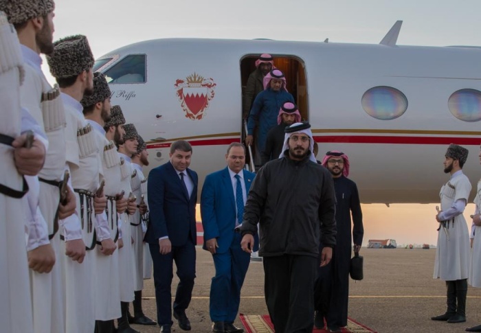 خالد بن حمد: علاقات مميزة تربطنا مع الشيشان على مختلف الأصعدة