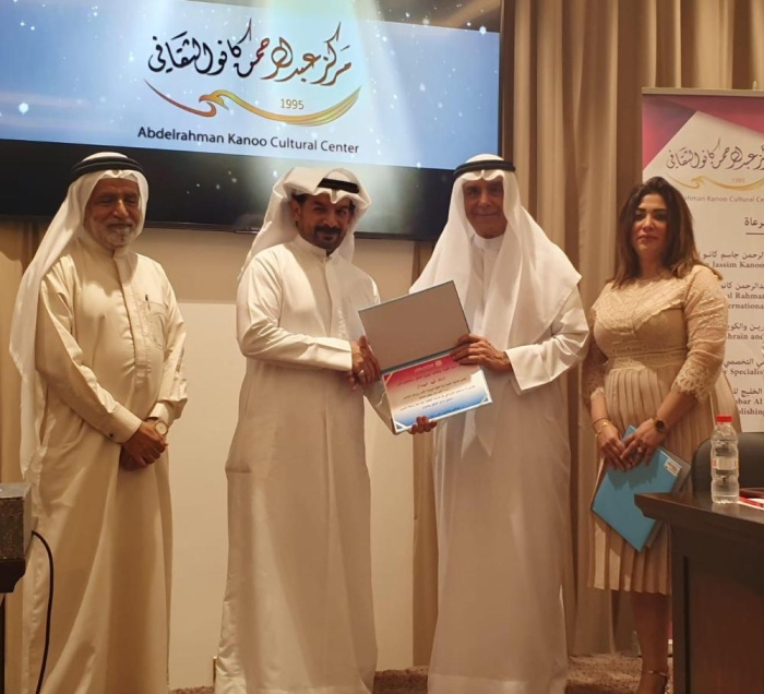 الناقد الهندال يجيب عن سؤال "هل الأدب بخطر في عصر المعلومات؟"