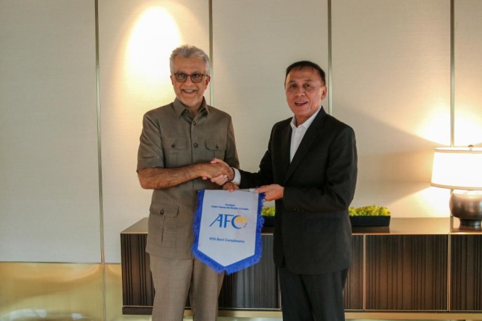 سلمان بن إبراهيم: أهمية الاستقرار لتطوير الكرة الإندونيسية