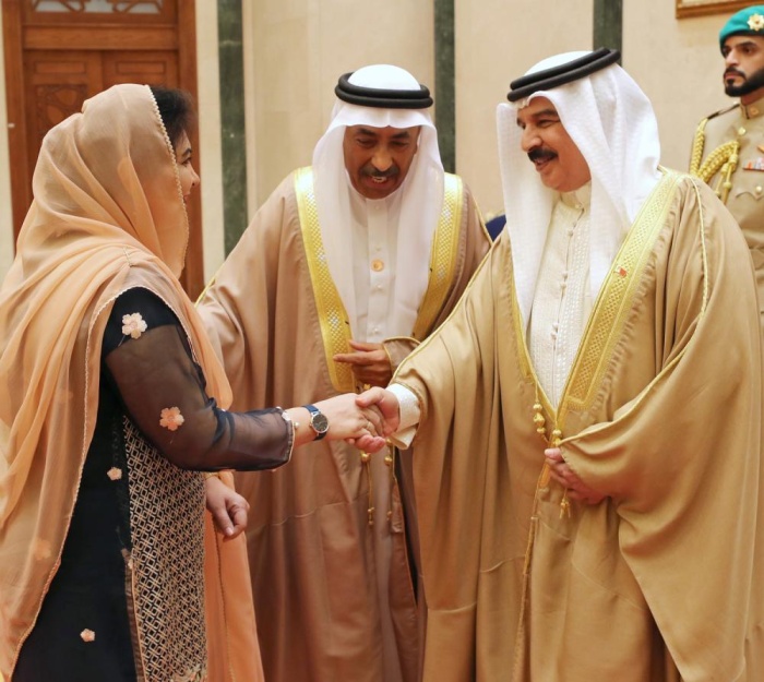 الملك: "جائزة عيسى لخدمة الإنسانية" استذكار دائم التوهج لمسيرة والد الجميع عيسى بن سلمان