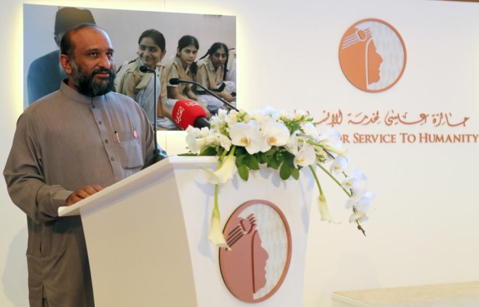 الملك: "جائزة عيسى لخدمة الإنسانية" استذكار دائم التوهج لمسيرة والد الجميع عيسى بن سلمان