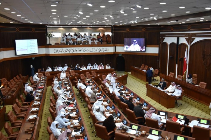 مدد لجان التحقيق تفجر جدلاً.. الحكومة تحتج بالدستور و"النواب" بلائحتهم