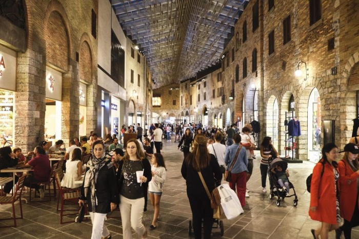 وفد "دبي للسياحة" يزور البحرين لبحث مشاركتها في المهرجانات القادمة