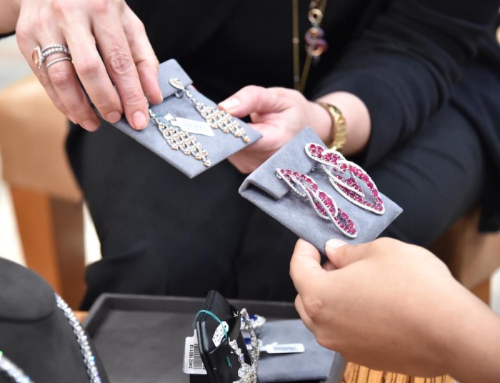 "مركز مجوهرات البحرين" يعرض 25 ألف قطعة في معرض الجواهر