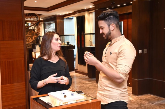 "مركز مجوهرات البحرين" يعرض 25 ألف قطعة في معرض الجواهر