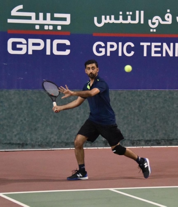 17 مباراة في بطولة "جيبك" للتنس الخميس