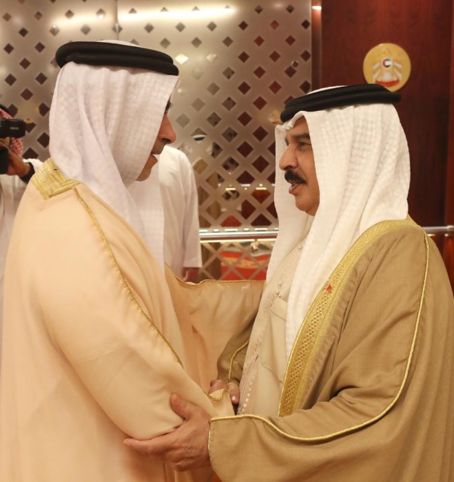 الملك يزور الإمارات ويعزّي رئيسها بوفاة سلطان بن زايد