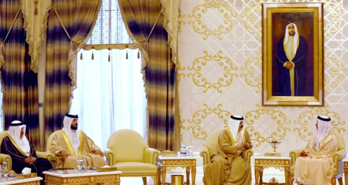 الملك يزور الإمارات ويعزّي رئيسها بوفاة سلطان بن زايد